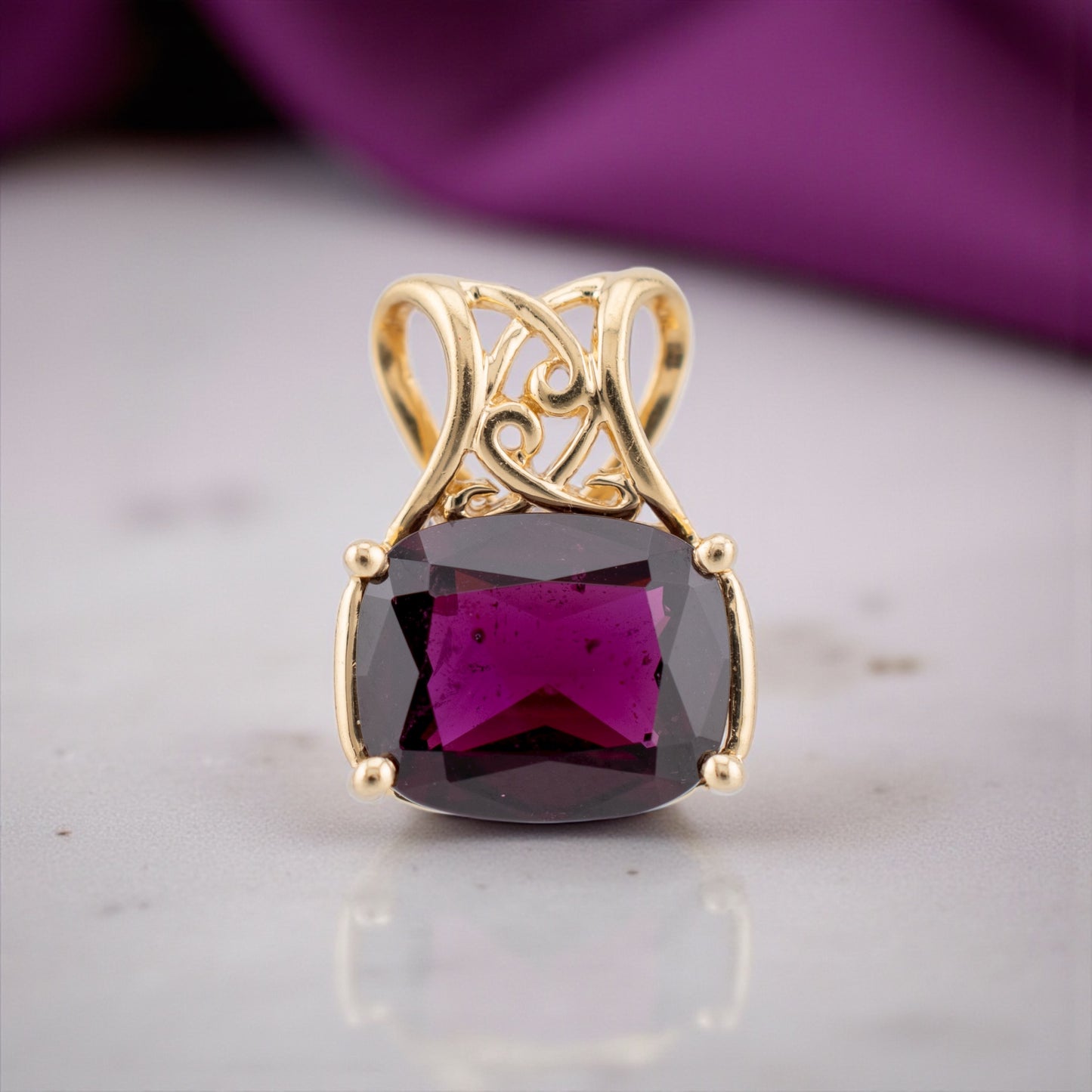 Vintage 90s 14K Yellow Gold 11.25ct Rectangular Cushion Rhodolite Garnet Ornate Slide Pendant