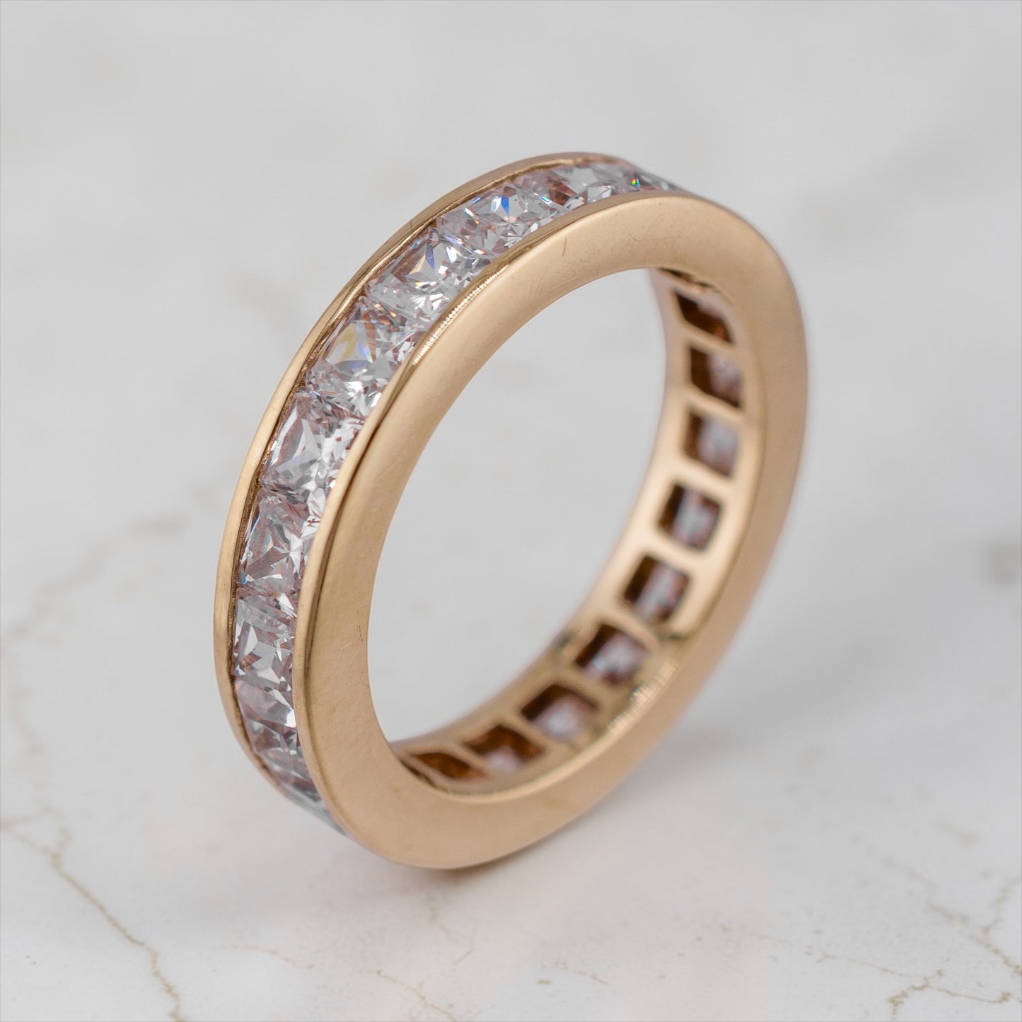 Vintage 10k Yellow Gold Princess Cut CZ Eternity Ring Channel Set Band Size 6
