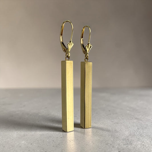 Minimalist Vintage 14K Yellow Gold Long Bar Drop Dangle Leverback Earrings