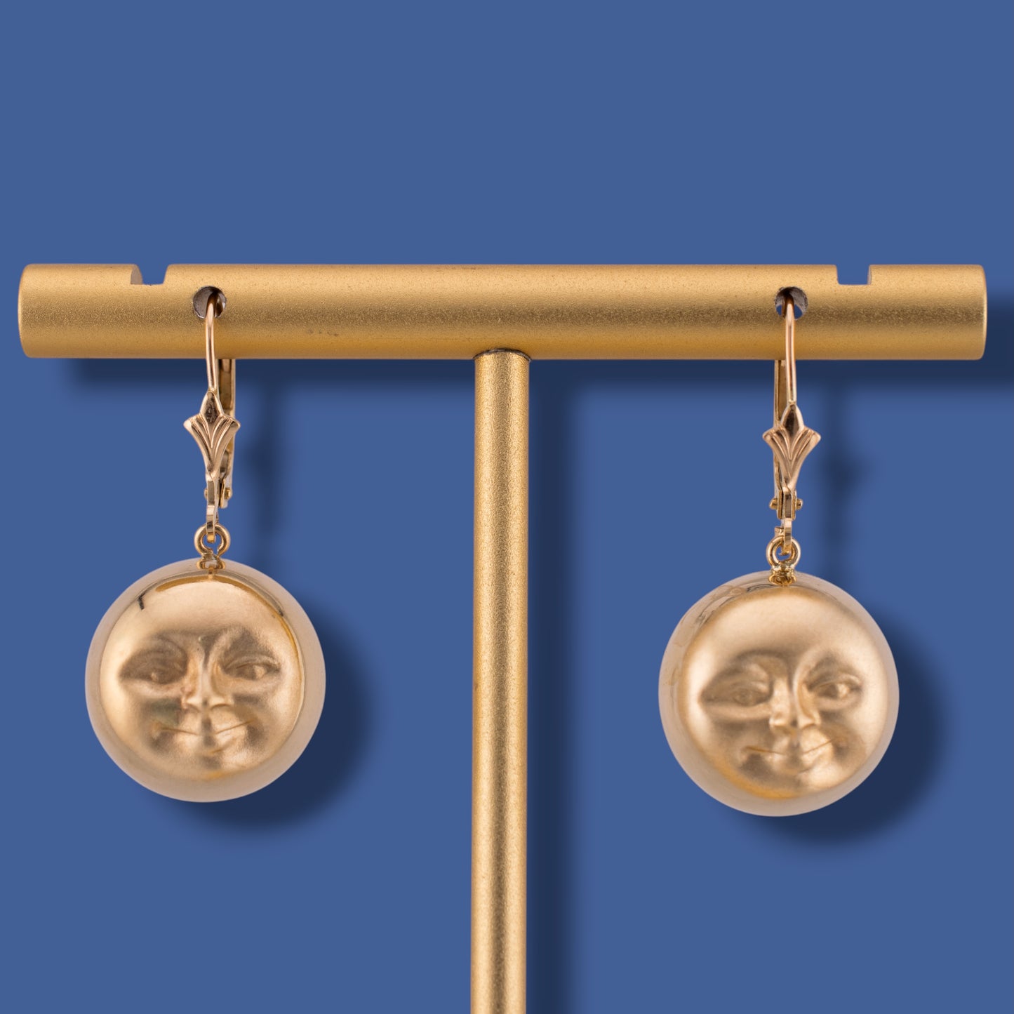 Vintage 14K Gold Full Moon Man in the Moon Leverback Dangle Earrings