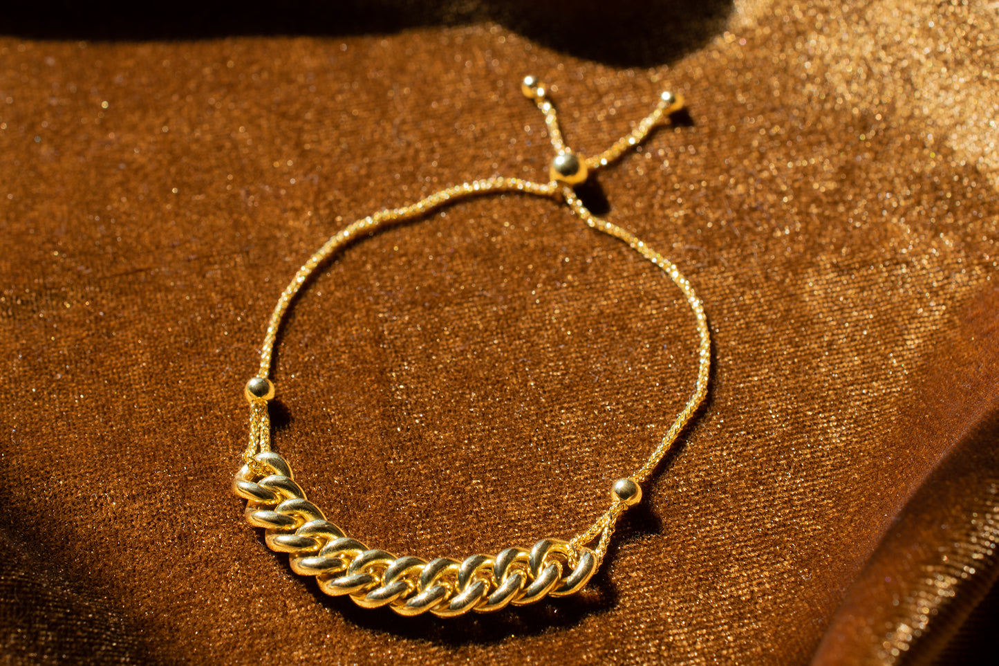 14K Gold Curbed Chain Bolo Bracelet
