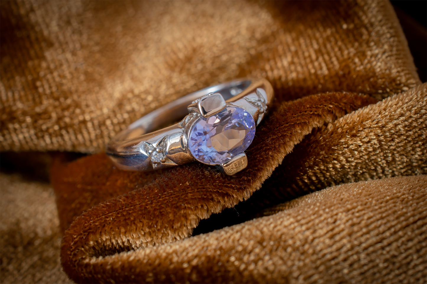 Vintage 14k Tanzanite and Diamond Ring