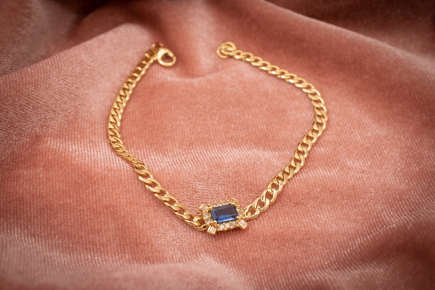 18kt Yellow Gold Emerald Cut Blue Sapphire And Diamond Bracelet
