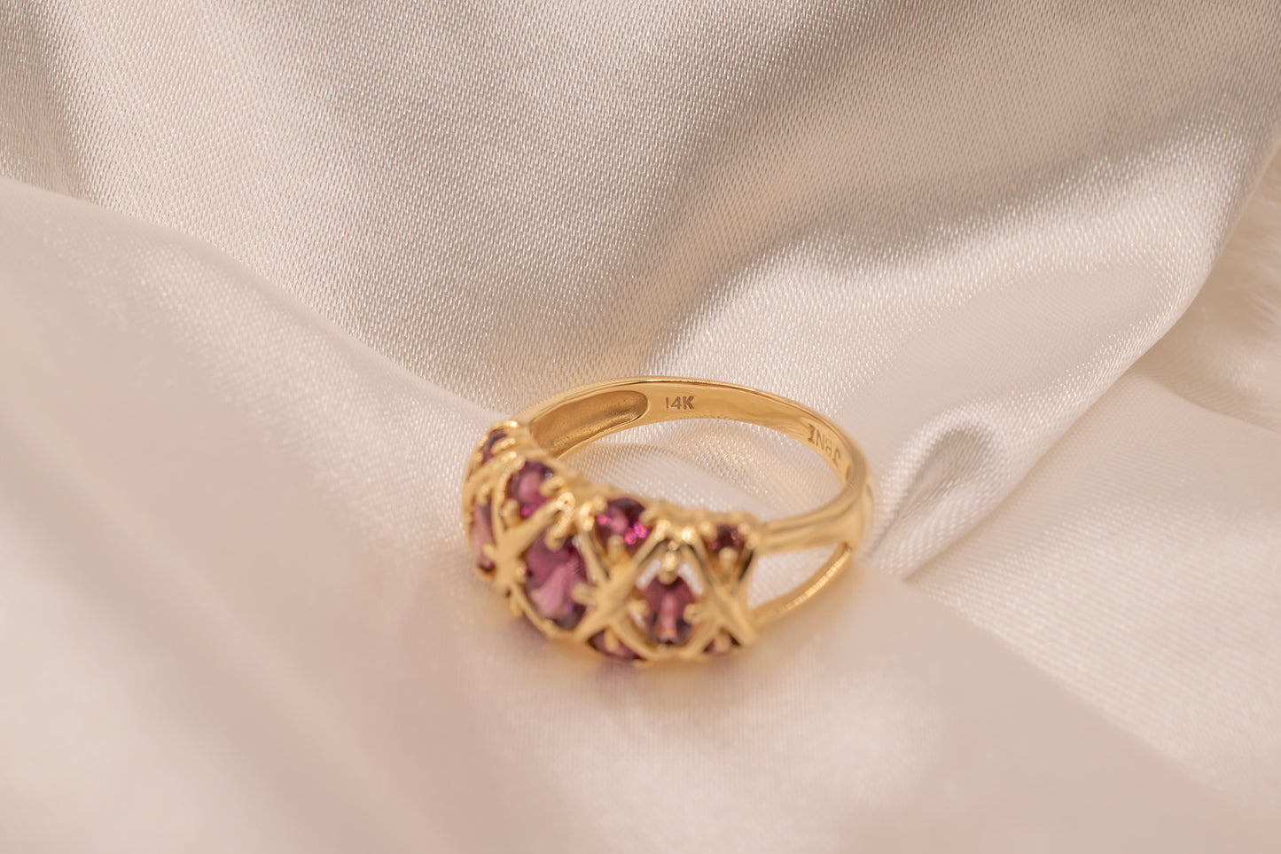 Vintage Estate 14k Yellow Gold Rhodolite Garnet Lattice Design Ring