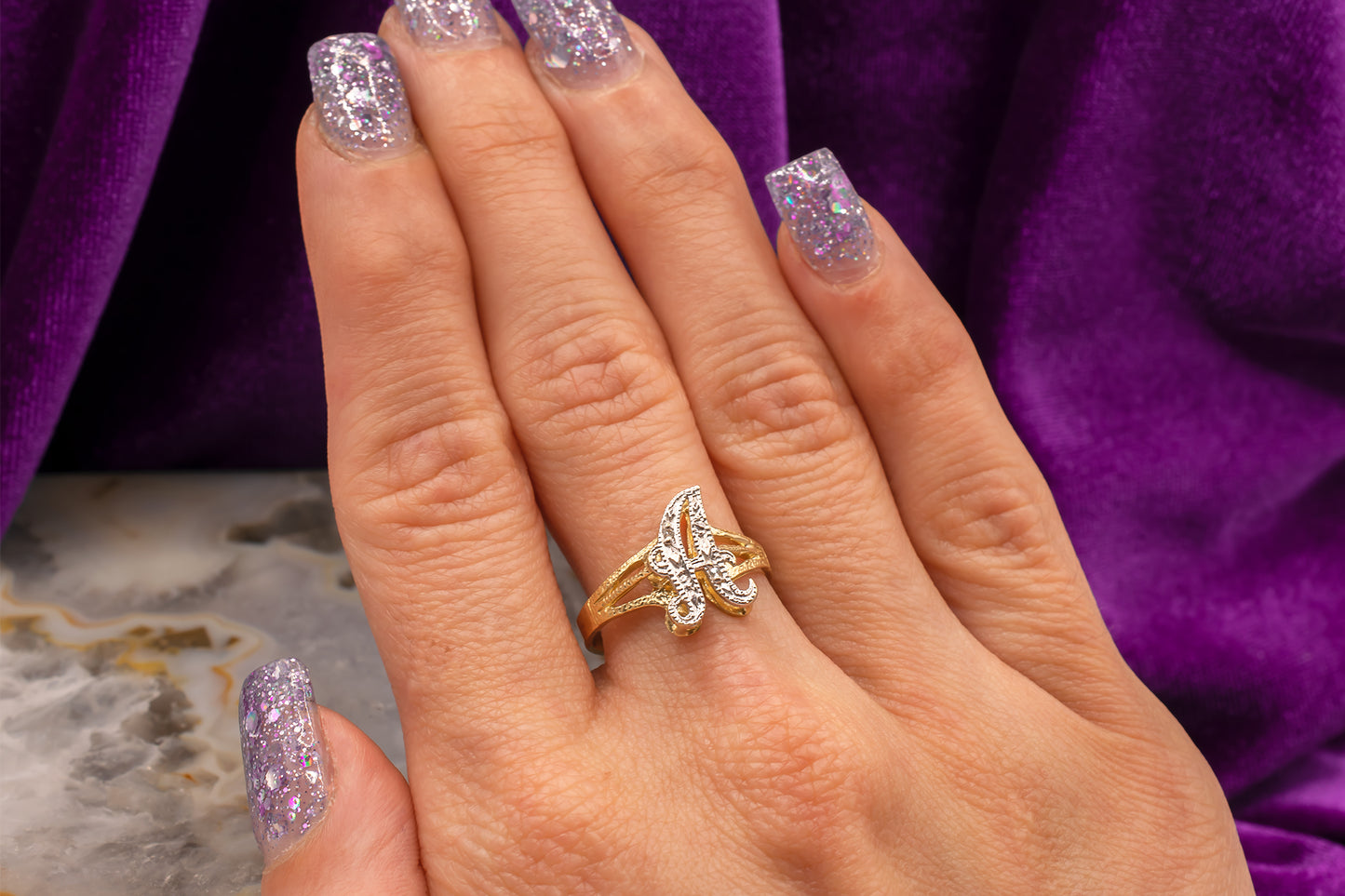 Vintage 10k Two-Tone Yellow And White Gold Cursive Letter "A" Initial Ring